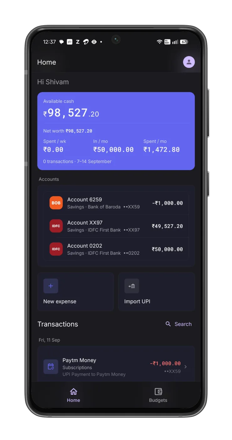 ExTrack home screen showing available cash, linked bank accounts and recent transactions